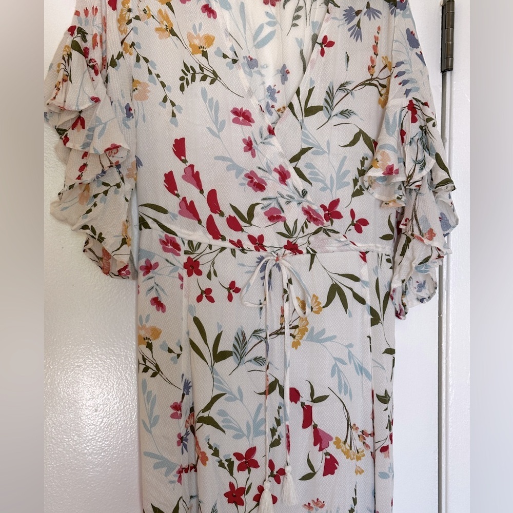 Love Stitch white Floral Flowy dress garden party summer picnic - Picture 4 of 8